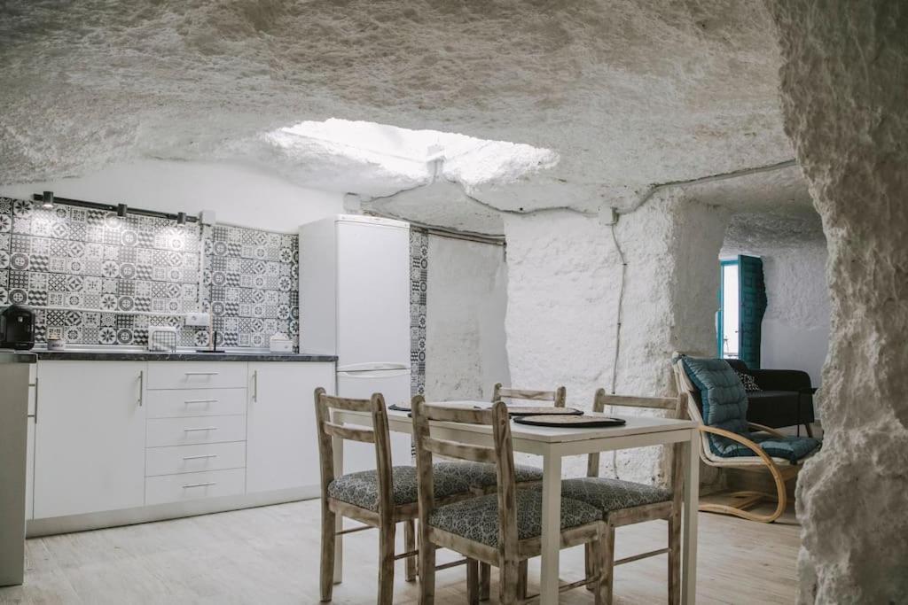 Preciosa Casa-cueva Con Banera * Paterna